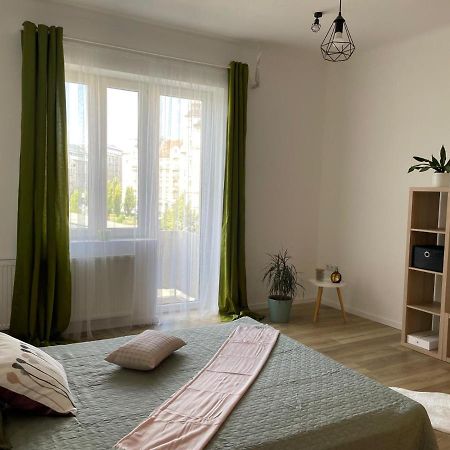 Neighbor Of Gellert Spa By Nw Boedapest Buitenkant foto